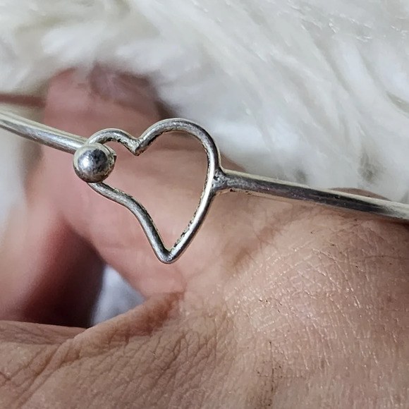 Vintage Free-form sterling heart bracelet - Picture 5 of 6